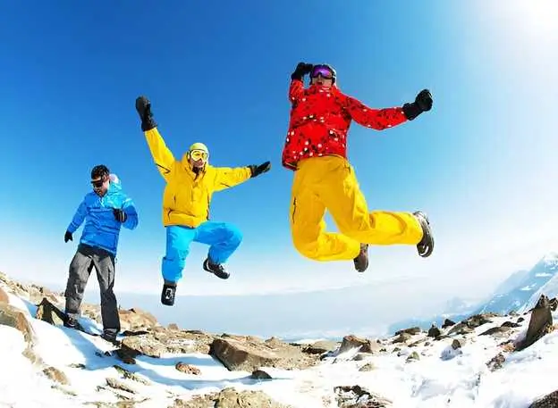 Kashmir-Family-tour-packages