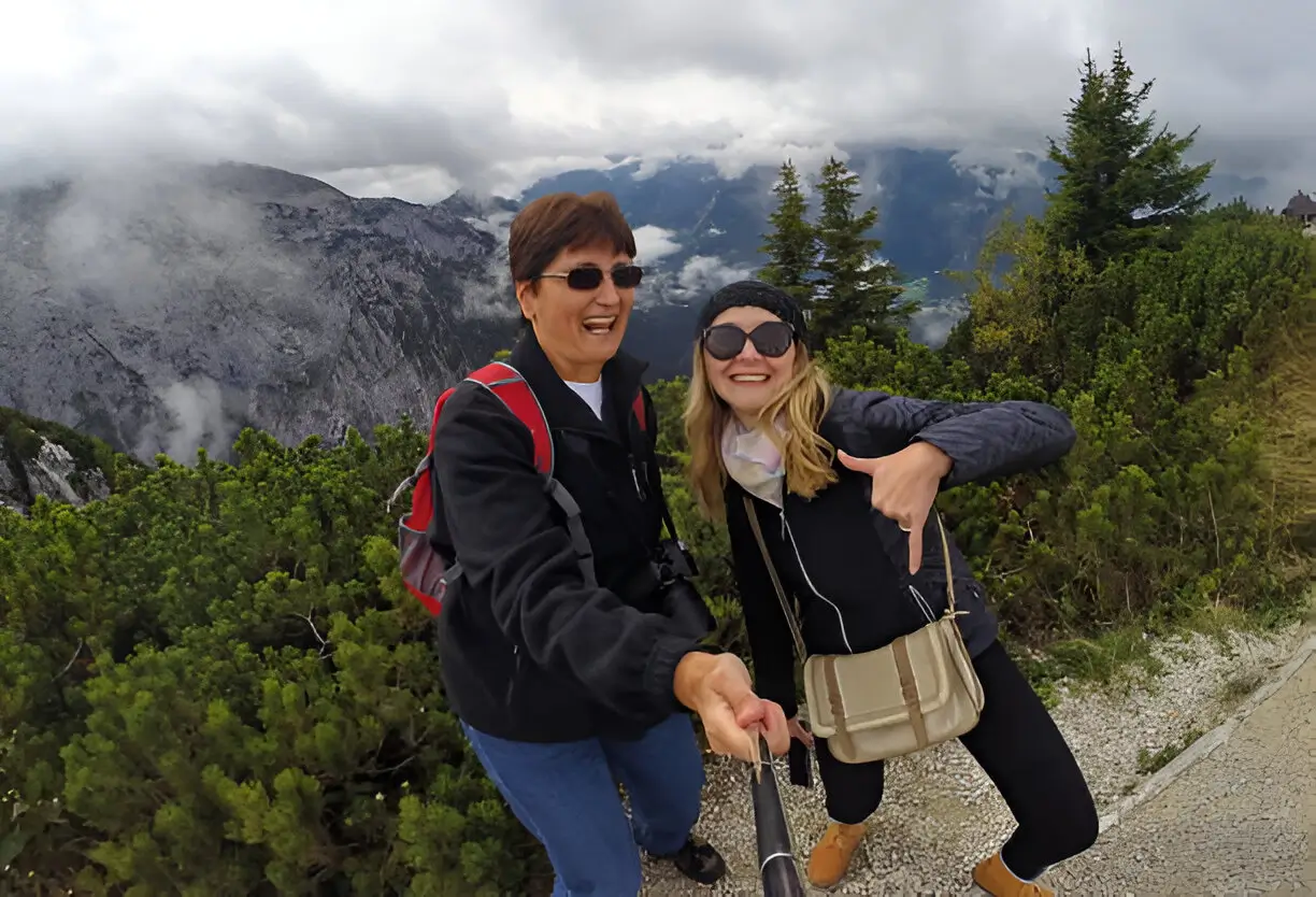 A-romantic-tour-to-kashmir