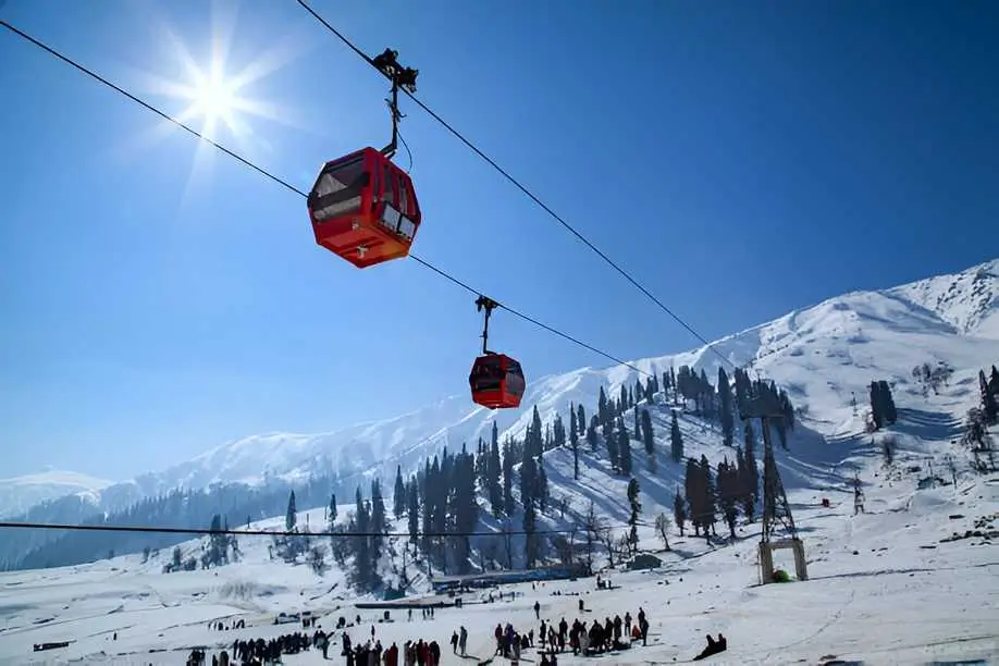 gongola ride in gulmarg kashmir