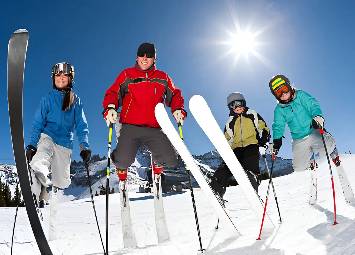 Winter Travel Tips: What to Pack for a January Tour to Kashmir